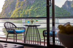 Ocean Suite Balcony image 2