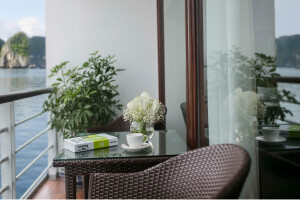 Ocean Suite Balcony image 2