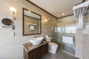 Elegance Suite Balcony image 2