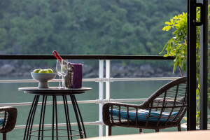 Elegance Suite Balcony image 2