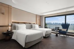 Executive Suite image 2