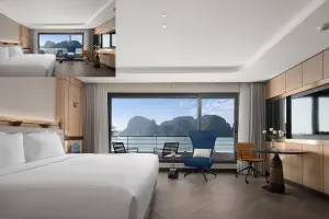 Executive Suite image 2