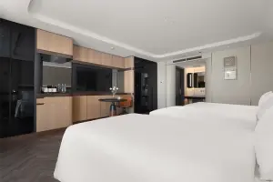 Ocean Suite Triple image 2