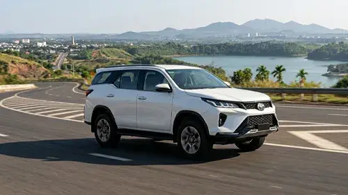 Pleiku to Hoi An private car