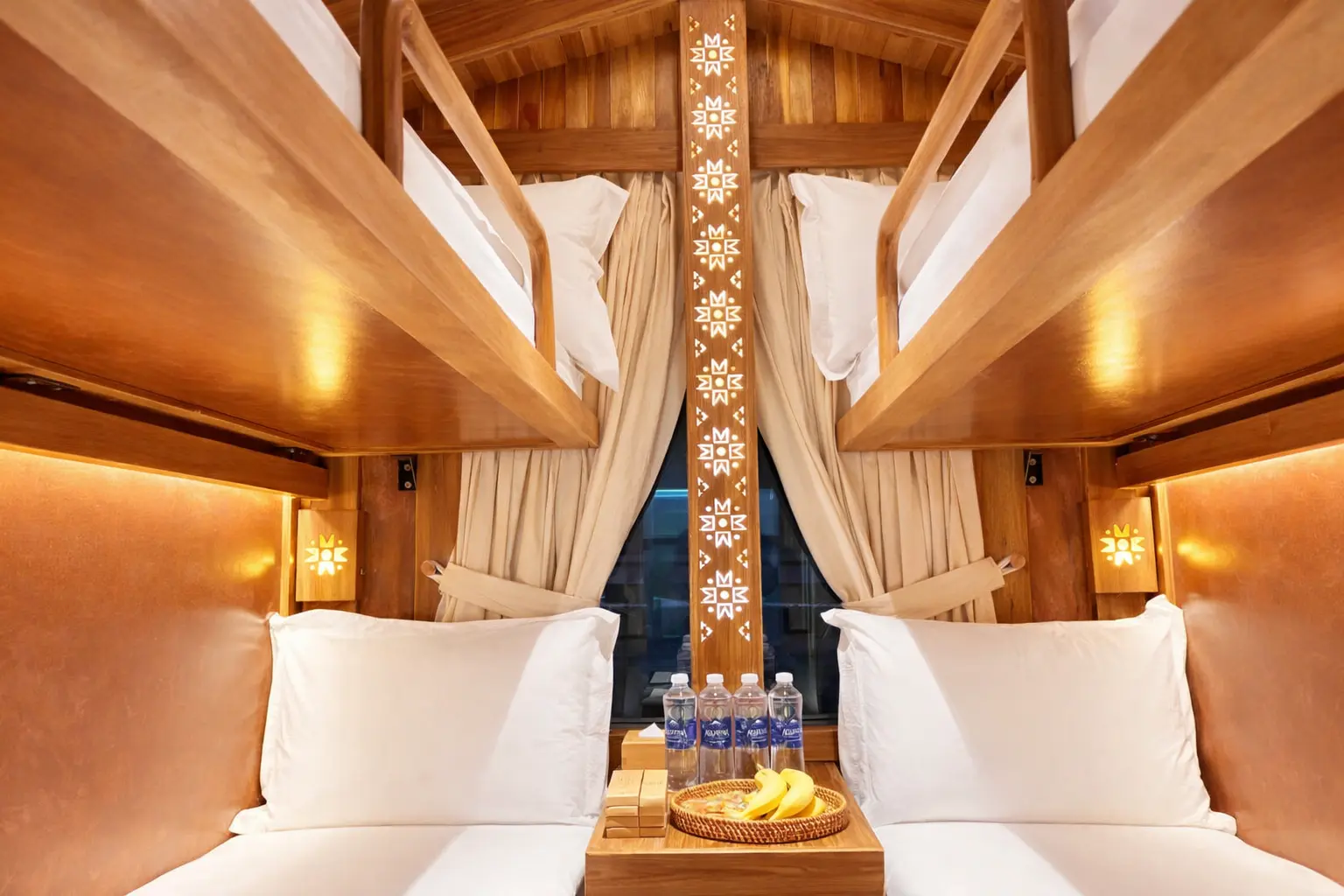 Tonkin Heritage Express train Hue to Hanoi 3