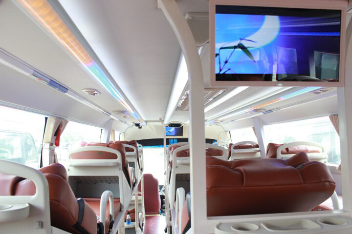 Tam Coc to Phong Nha sleeping bus 3