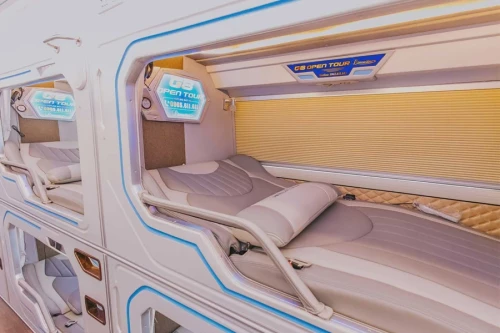 Da Nang to Hanoi VIP cabin sleeping bus 