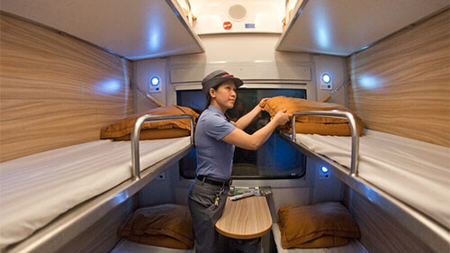 Da Nang to Tuy Hoa train (by Vietnam Railway)