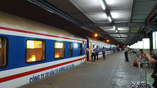 Hue to Ho Chi Minh train (by Vietnam Railway)