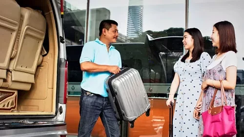 Cat Bi airport to Hanoi city private car