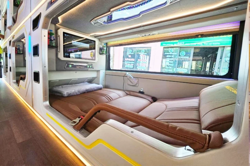 Ninh Binh to Da Nang VIP cabin sleeping bus