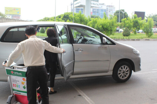 Hanoi to Sapa private car transfer