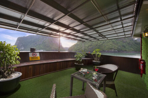 Signature Cruise 2 Days 1 Nights 7