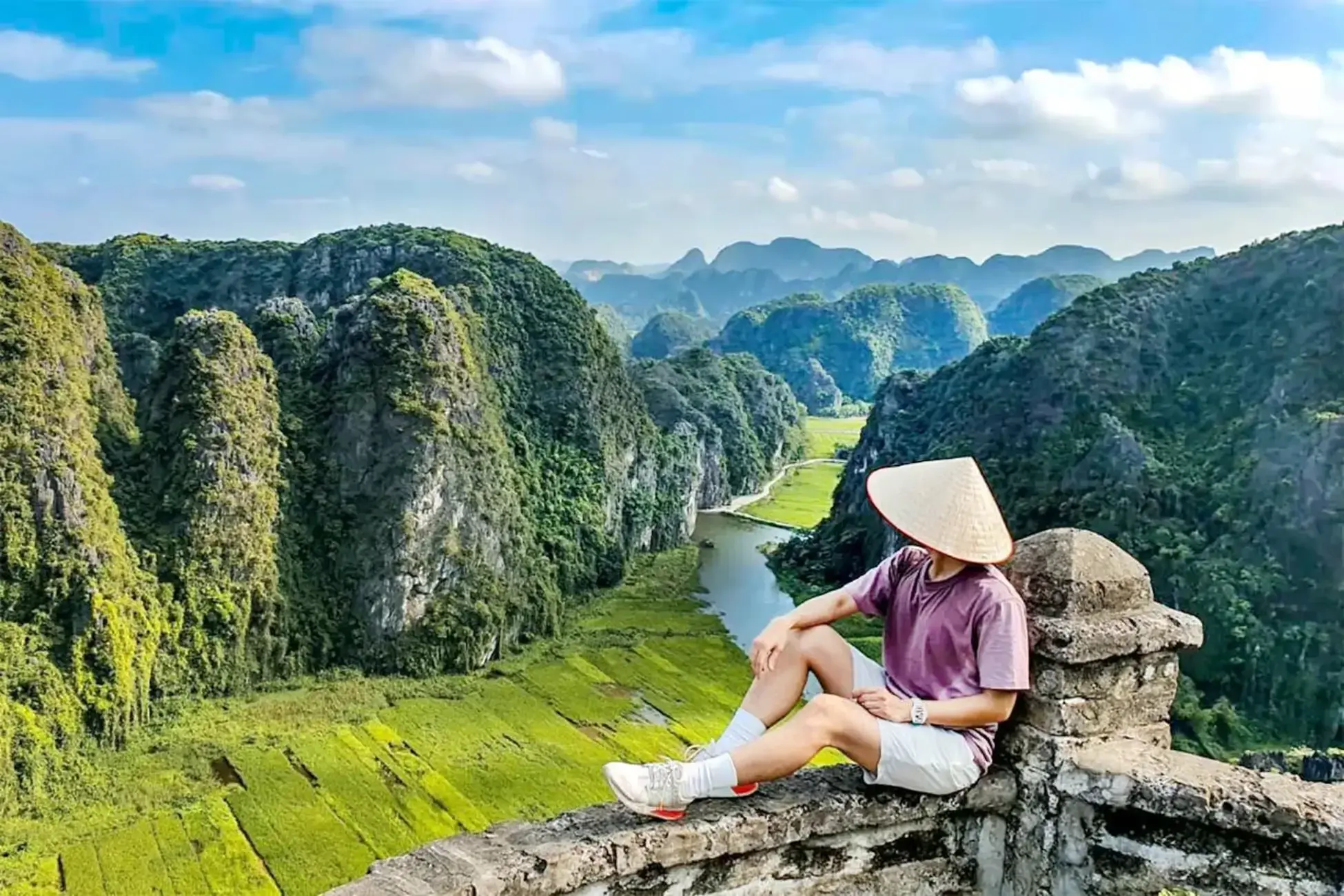 Tay Phuong pagoda and Thay pagoda one day car tour from Hanoi 5