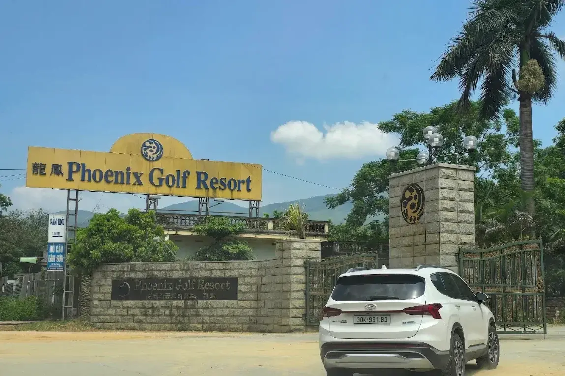 Da Nang Golf Course Transfer by Private Car 2