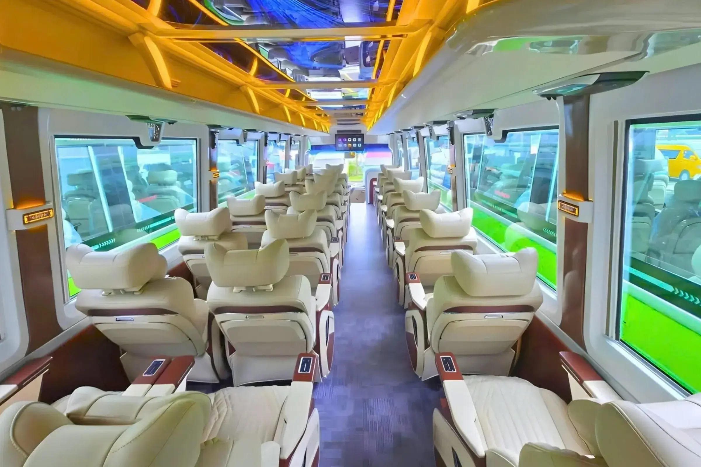 Hue to Ninh Binh VIP limousine bus 28-seater 1