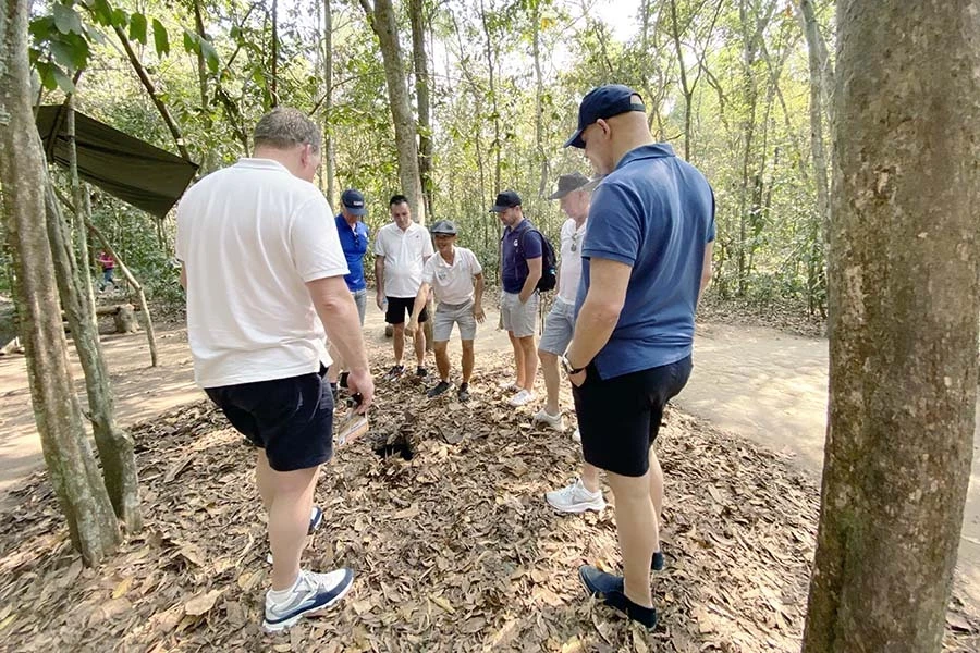 VIP Tour to The History of Cu Chi Tunnels by Speed Boat 3