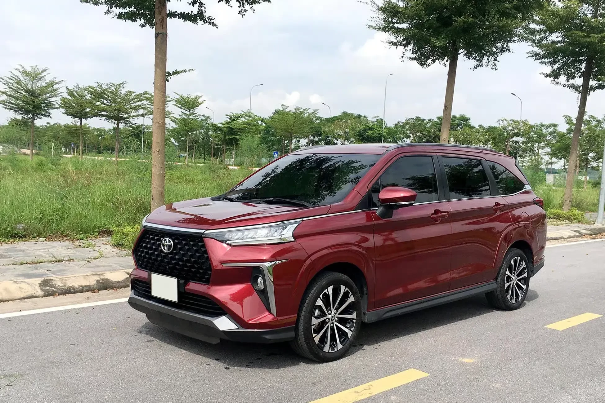 Hanoi Halong one day charter car