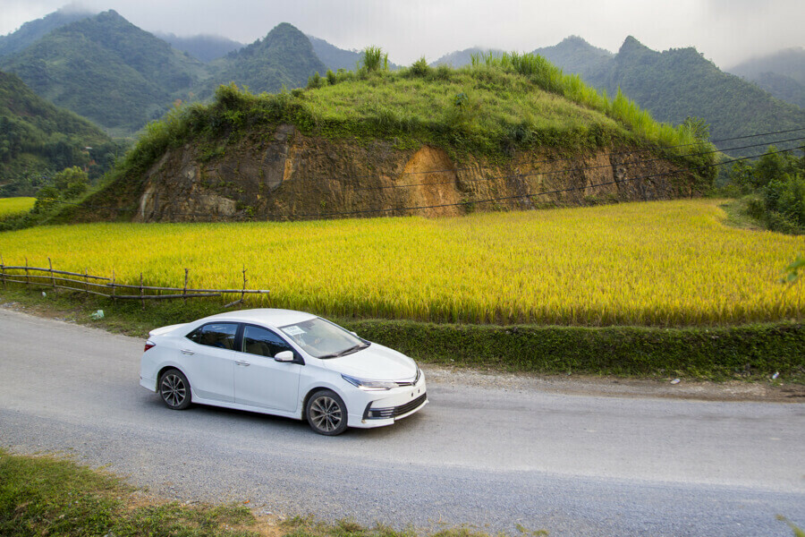 Hanoi city / Hanoi airport to Bac Ha Private Car 