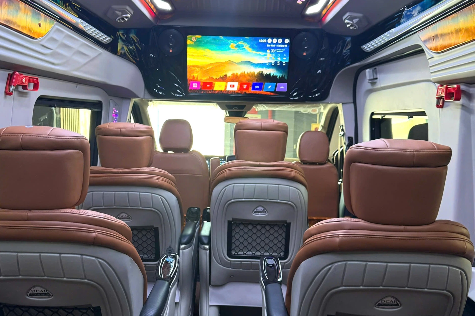 Ha Giang to Hanoi city / Airport limousine van
