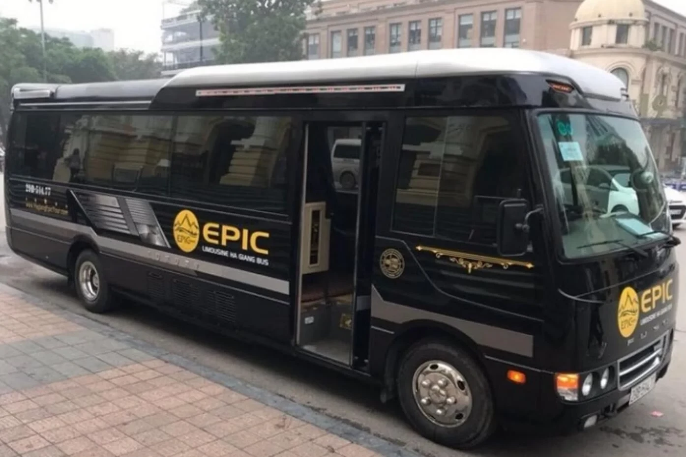 Ha Giang to Sapa limousine bus