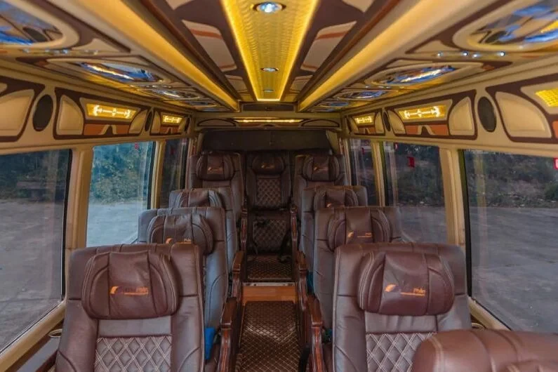 Ha Giang to Sapa limousine bus