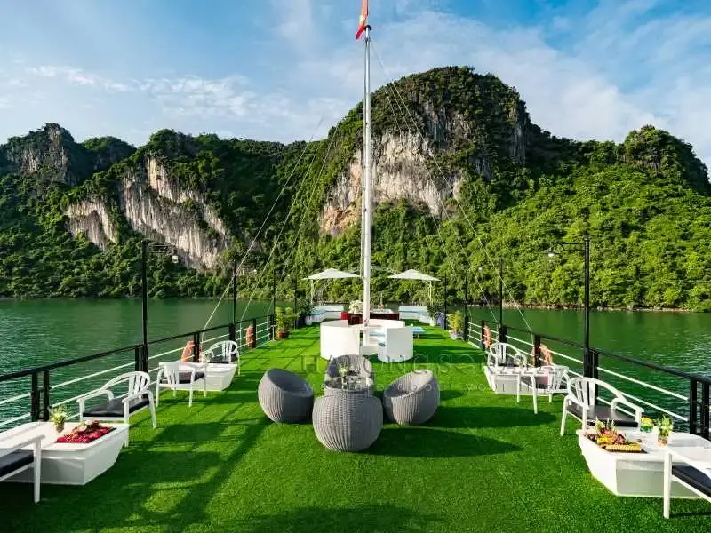 Halong Bay Sonata Luxury day cruise