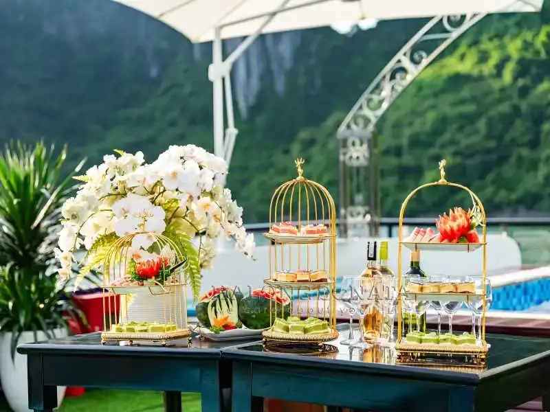 Halong Bay Sonata Luxury day cruise