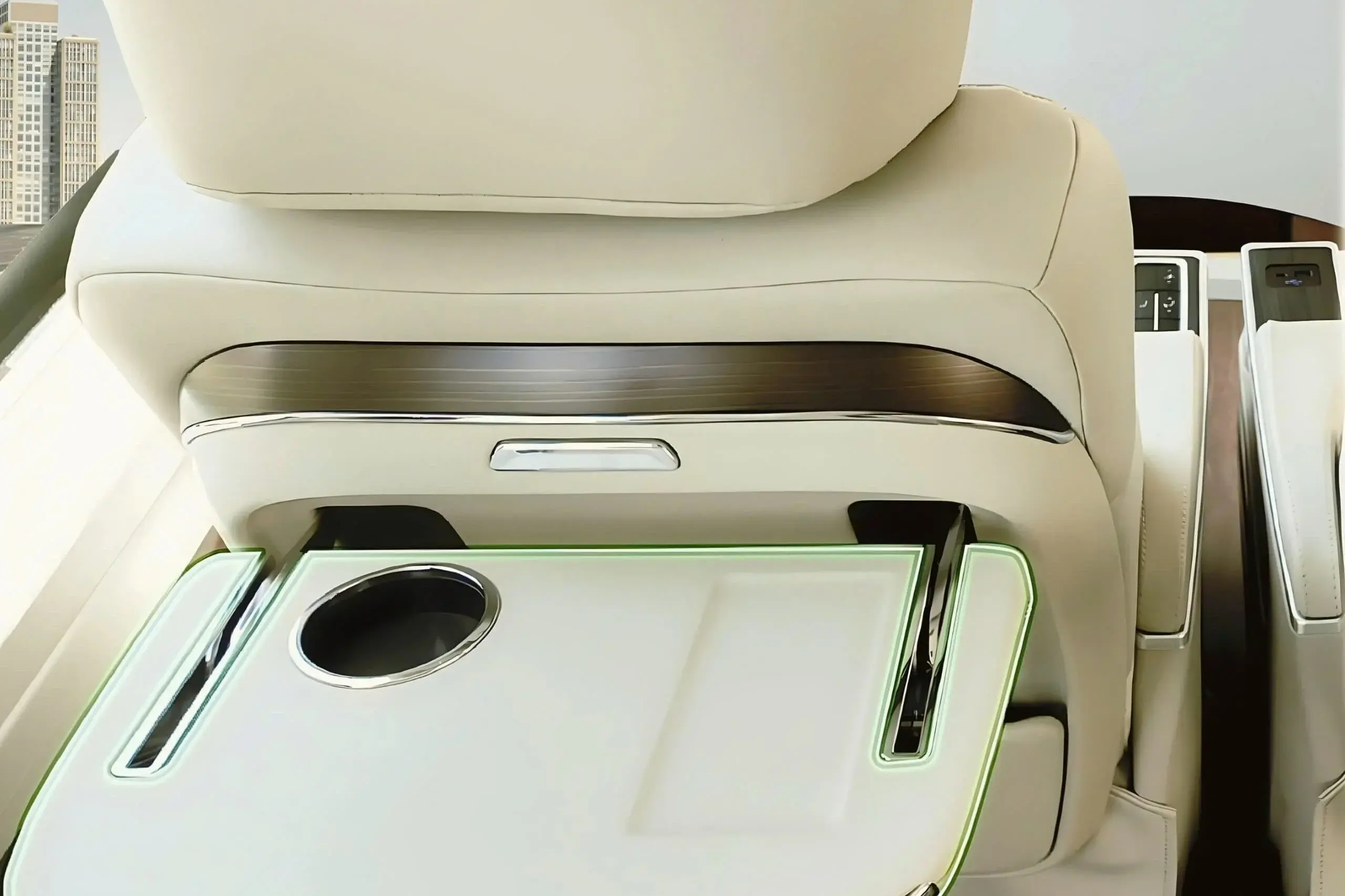 HK limousine bus 29-seater Hanoi to Sapa