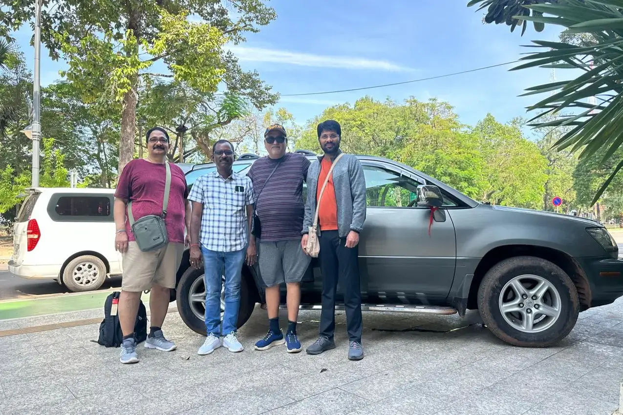 From Siem Reap: Day car explore Banteay Srei & Beng Mealea