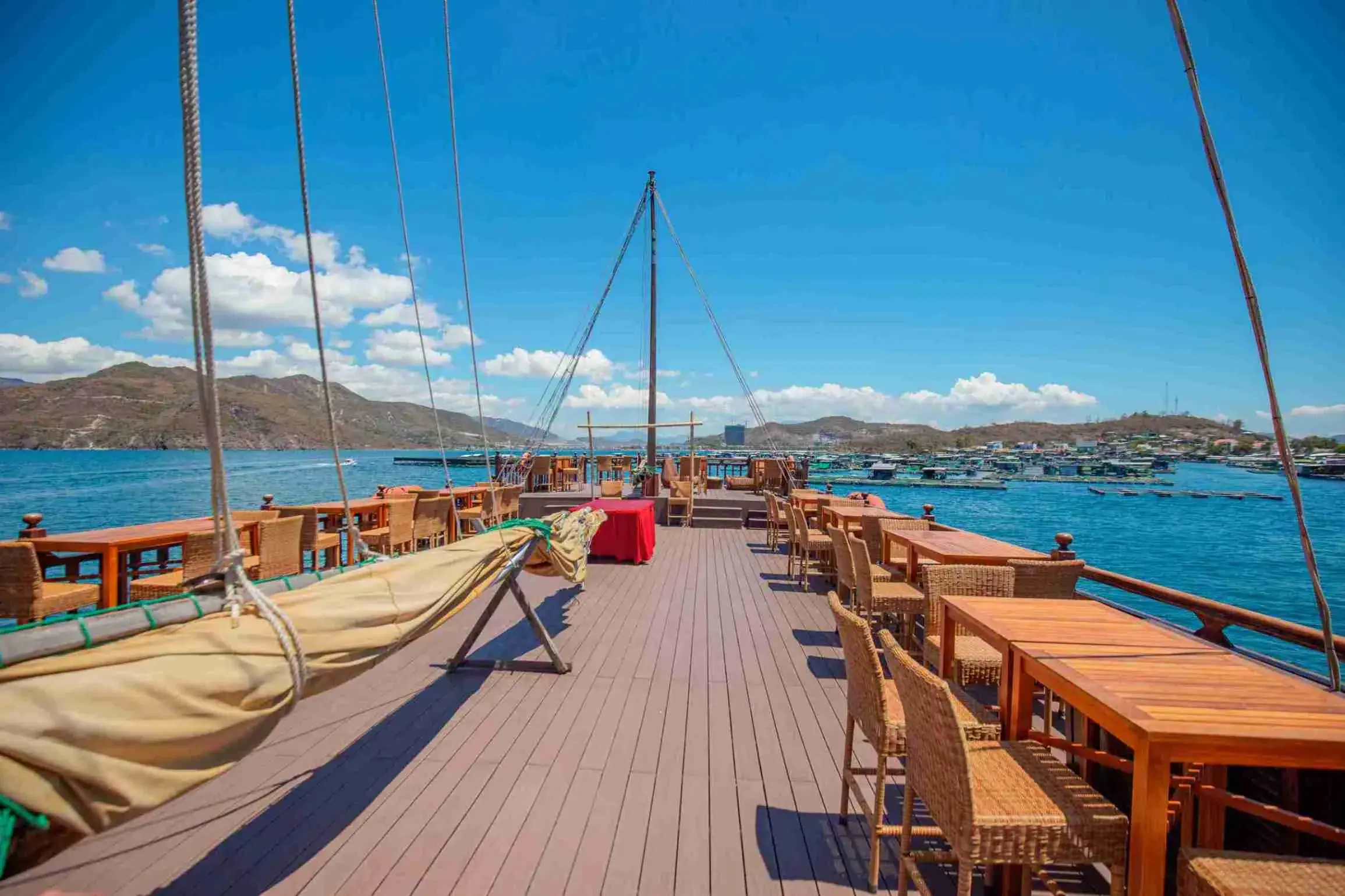 Nha Trang Discovery - Emperor Day Cruise 9