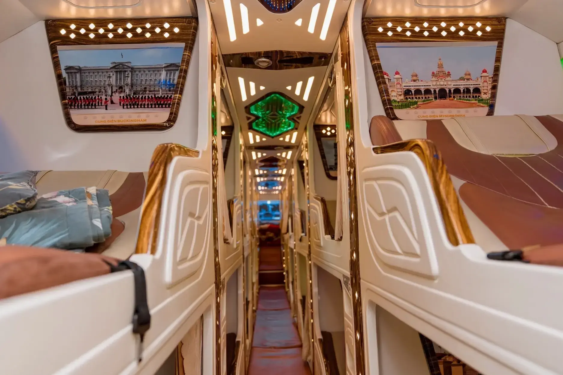 Ha Giang to Hanoi VIP cabin sleep bus