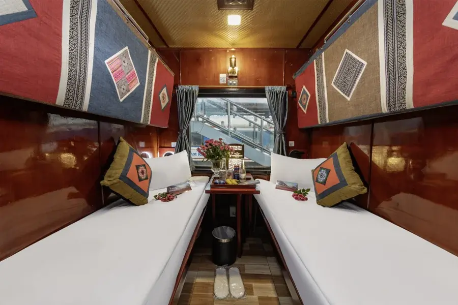 VICSAPA train Sapa to Hanoi 9