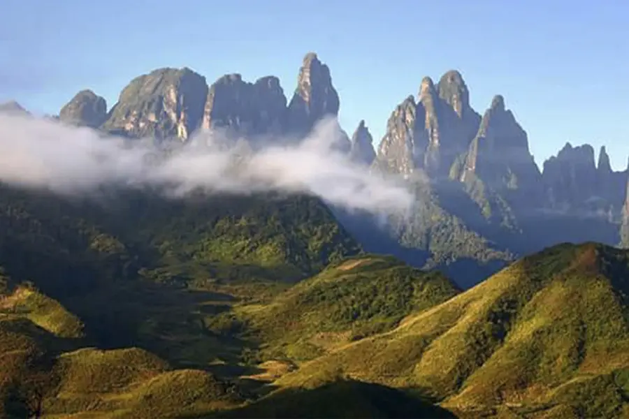 2 Days 1 Night Hiking Ngu Chi Son 1