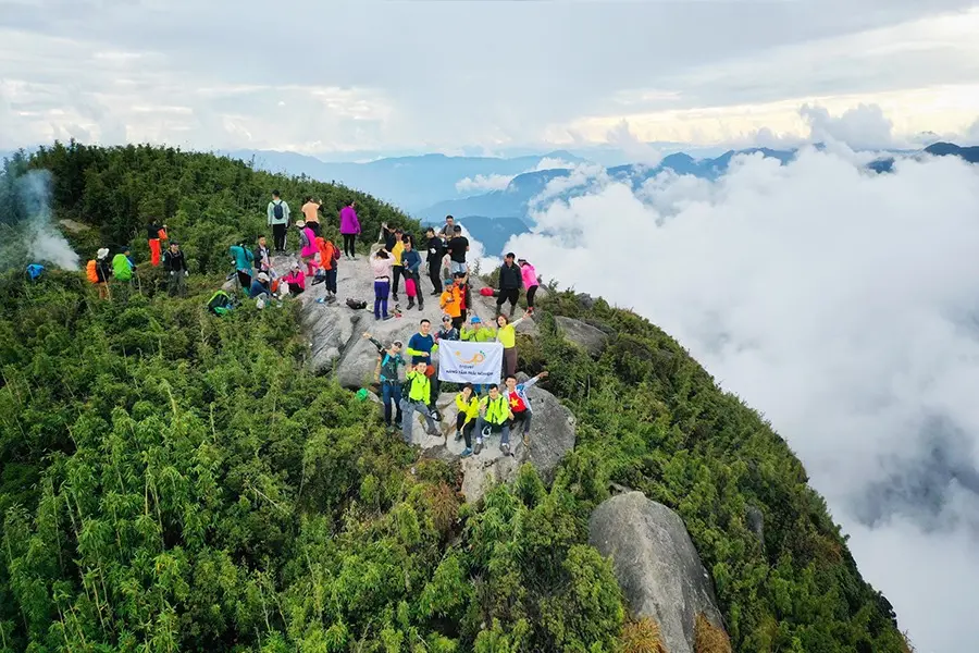 2 Days 1 Night Hiking Ngu Chi Son 2