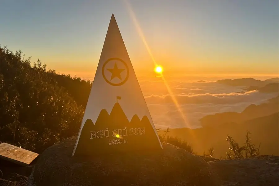 2 Days 1 Night Hiking Ngu Chi Son 4