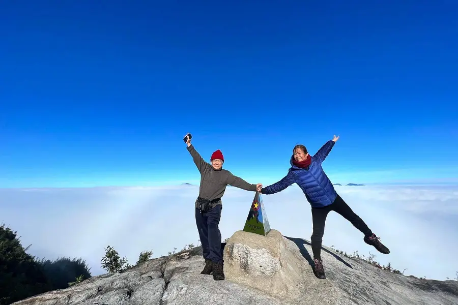 2 Days 1 Night Hiking Ngu Chi Son 6