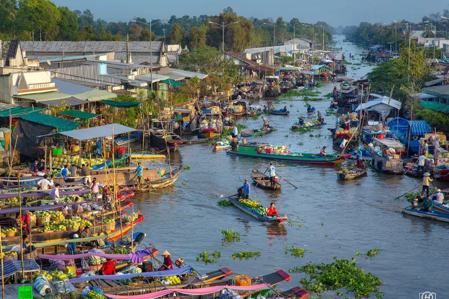 Ho Chi Minh City to Soc Trang private car 3