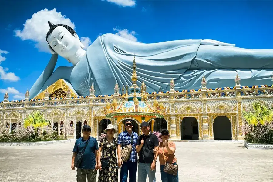Ho Chi Minh City to Soc Trang private car 5