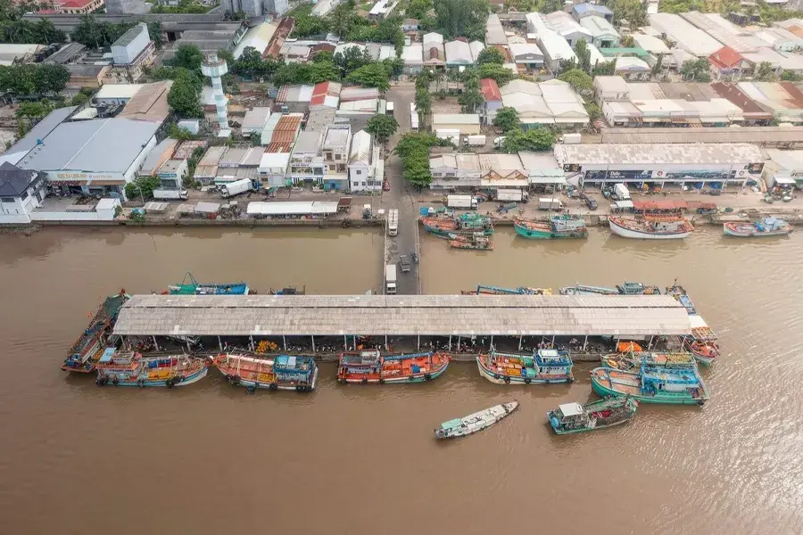 Ho Chi Minh to Tran De Port private car  5