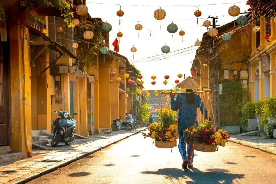 Lang Co to Hoi An private car 4
