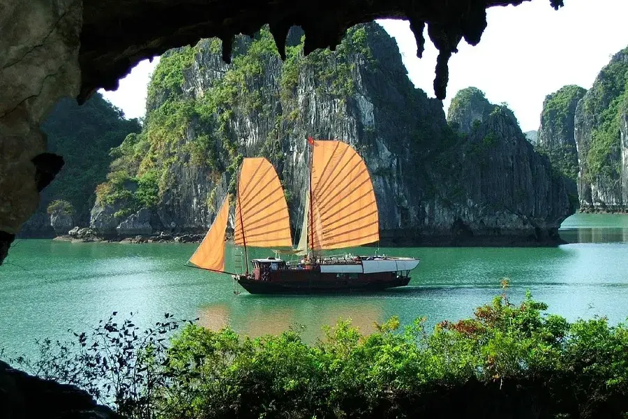 Explore Northern Vietnam: 7 Days Scenic Wonders 7