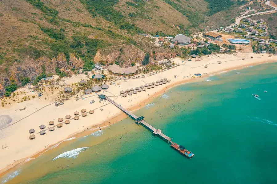 Buon Ma Thuot to Quy Nhon private car 4