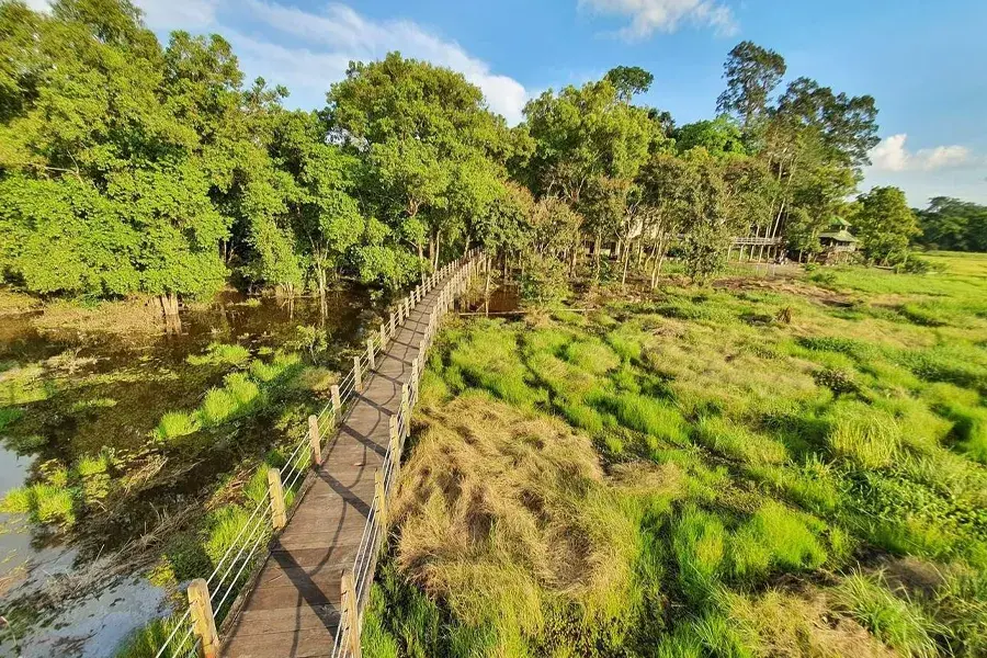Da Lat to Cat Tien National Park private car 7