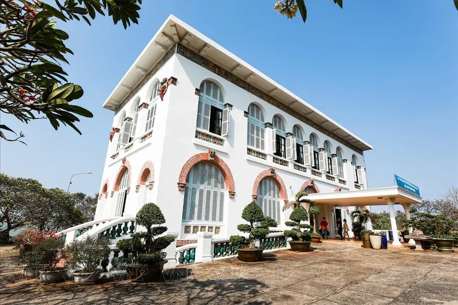 Ho Chi Minh City to Vung Tau one day charter car  3