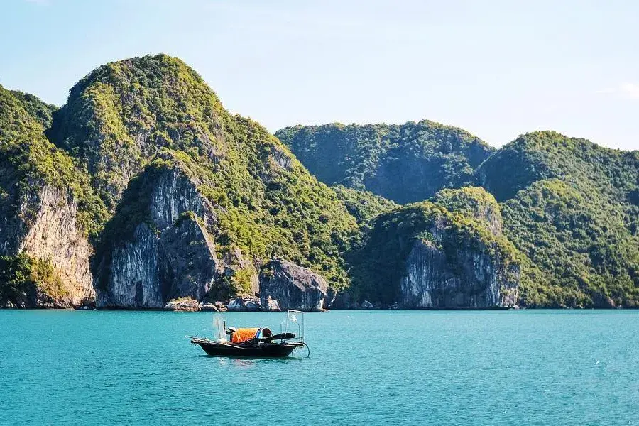 Sapa to Hai Phong City private car transfer 7