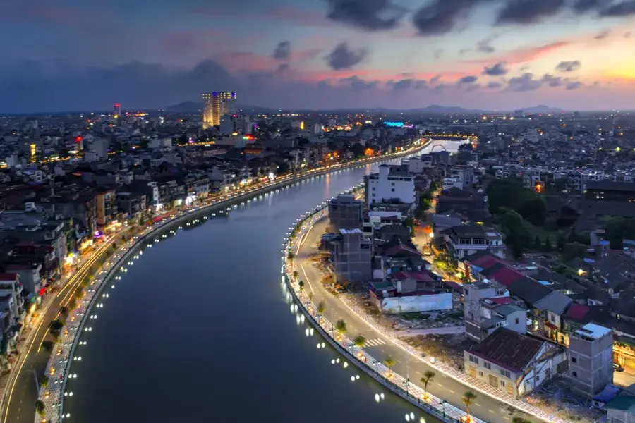 Sapa to Hai Phong City private car transfer 8