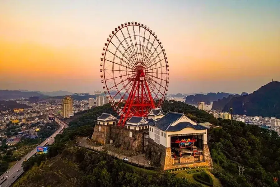 Bac Ninh City to Halong Bay private car 7