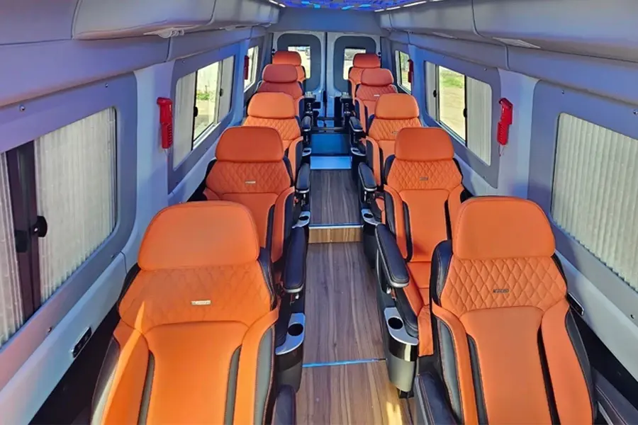 Sapa to Ninh Binh luxury limousine van 1