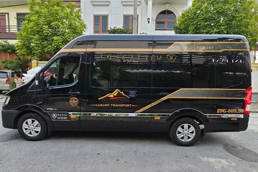 Halong to Sapa luxury limousine van 1